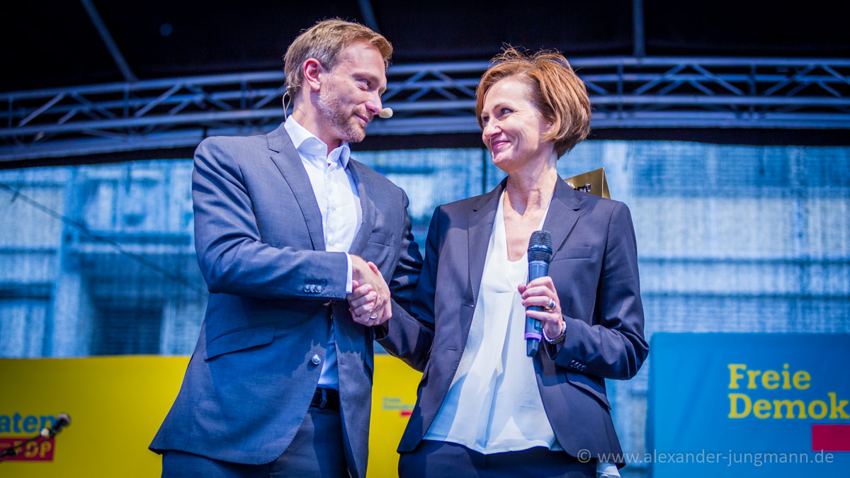 Bettina Stark-Watzinger, Generalsekretärin der hessischen FDP zusammen mit Christian Lindner, Bundesvorsitzender der FDP.