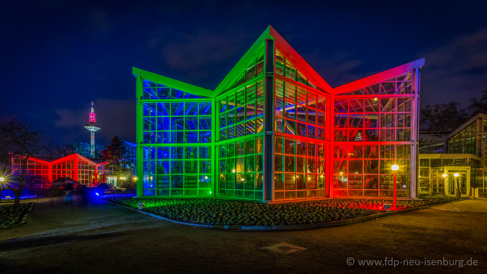 Beispiel-Illumination der Tropenhäuser im Frankfurter Palmengarten